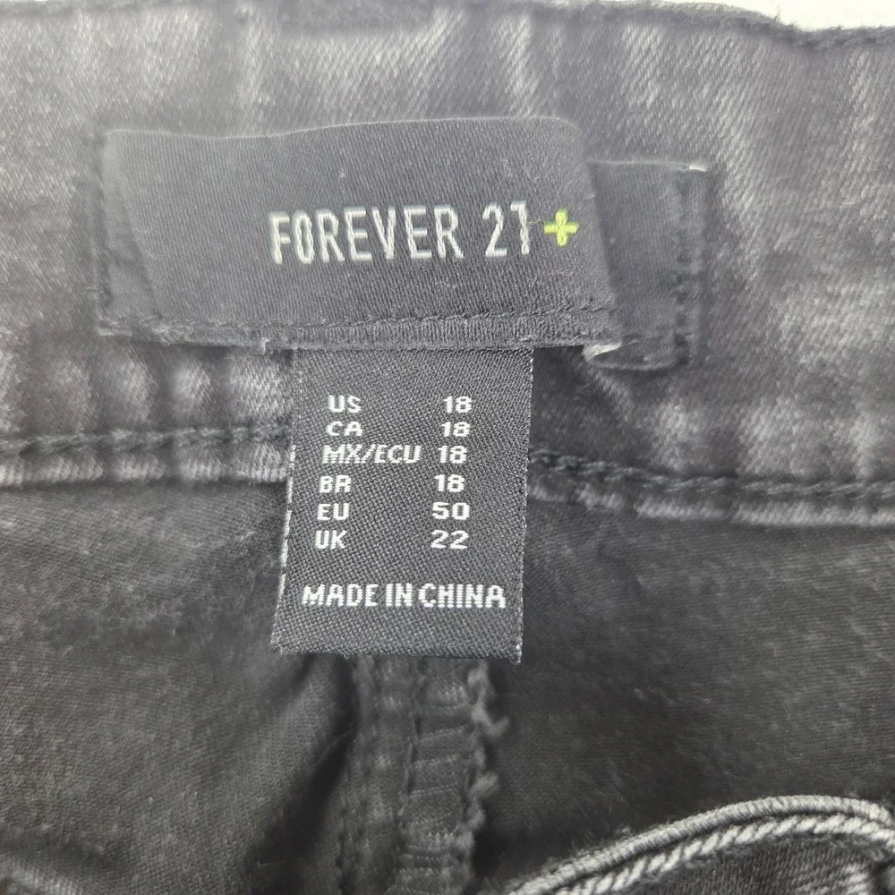 Forever 21+ Jeans Women 18 Black High Rise Skinny Faded Denim Excellent‎